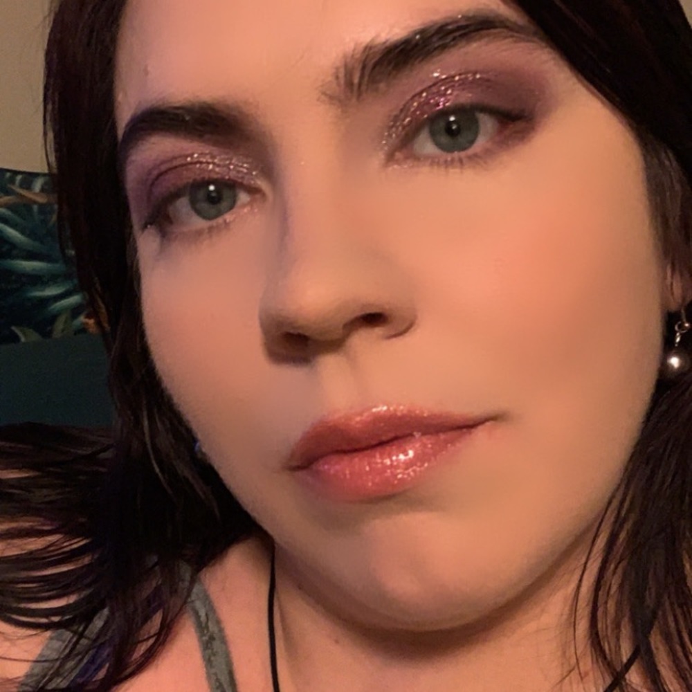 Meet your Posher, Ashlyn